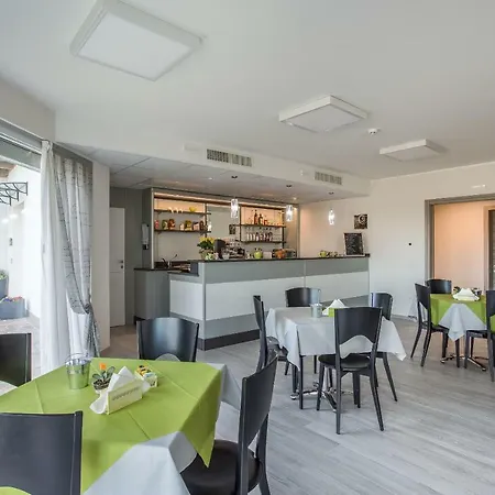Campofiore Bed & Breakfast 3*