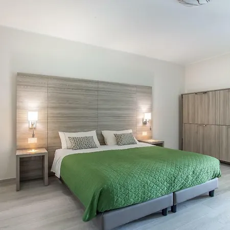 Campofiore Bed & Breakfast 3*